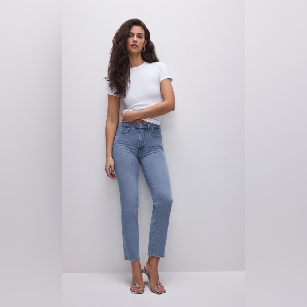 Good American • Good Straight Raw Edge Jeans